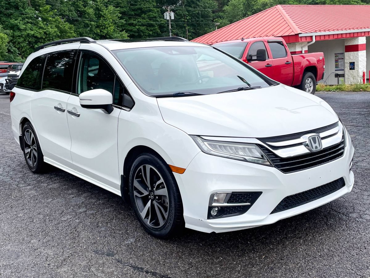 Used 2020 Honda Odyssey Elite image 2