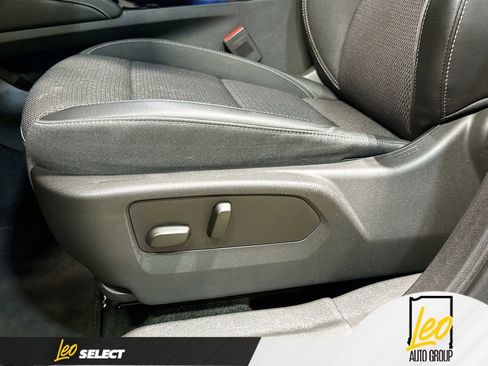 Used 2023 Buick Envision Preferred AWD/4WD image 19