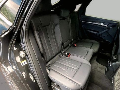 Used 2023 Audi Q5 2.0T Premium w/ Convenience Package AWD/4WD image 20