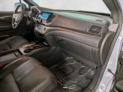 Used 2023 Honda Passport TrailSport image 30