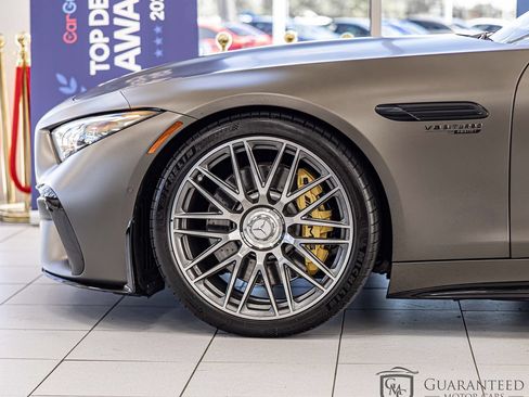 Used 2022 Mercedes-Benz SL 63 AMG 4MATIC w/ AMG Aerodynamic Package image 7