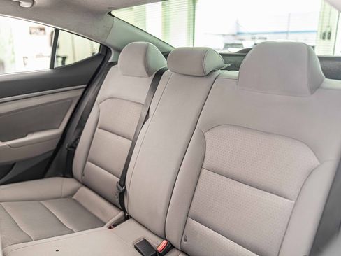 Used 2018 Hyundai Elantra Value Edition w/ Cargo Package image 22