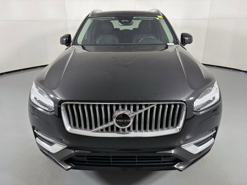 Used 2024 Volvo XC90 B6 Plus w/ Protection Package Premier image 3