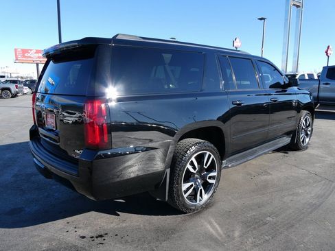 Used 2019 Chevrolet Suburban Premier image 5
