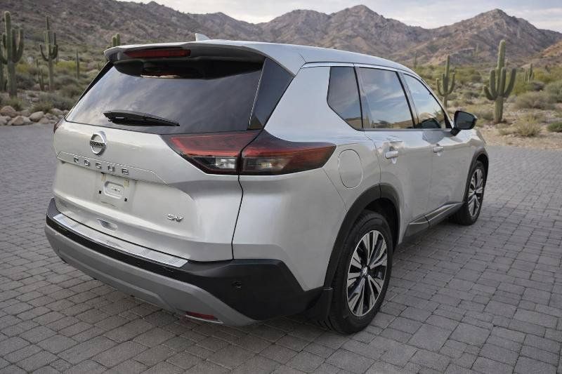 Used 2021 Nissan Rogue SV FWD image 5