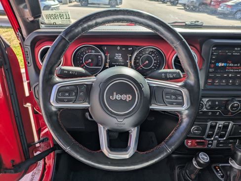 Used 2020 Jeep Gladiator Rubicon AWD/4WD image 18