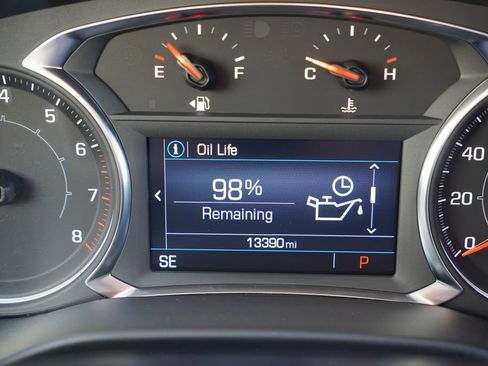 Certified 2023 GMC Acadia SLE w/ Driver Convenience Package image 35