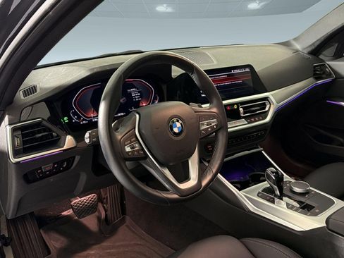 Used 2022 BMW 330i Sedan w/ Driving Assistance Package RWD image 4