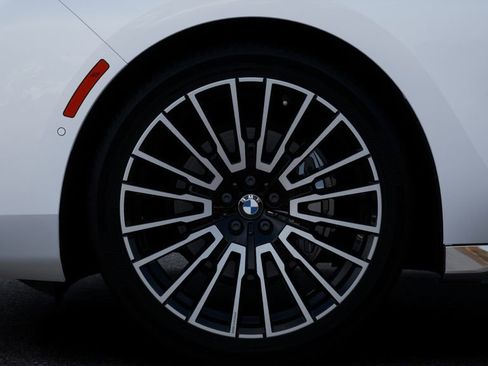 New 2026 BMW 740i RWD image 7