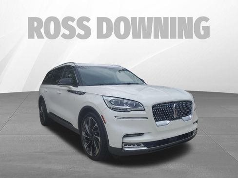 Used 2020 Lincoln Aviator Reserve w/ Equipment Group 202A AWD/4WD image 3