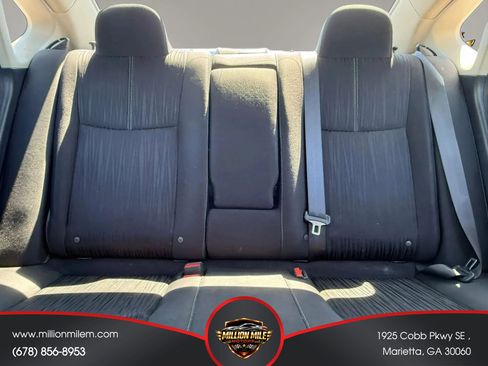Used 2018 Nissan Sentra SV FWD image 22