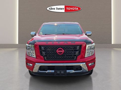 Used 2023 Nissan Titan SV w/ SV Convenience Package RWD image 3