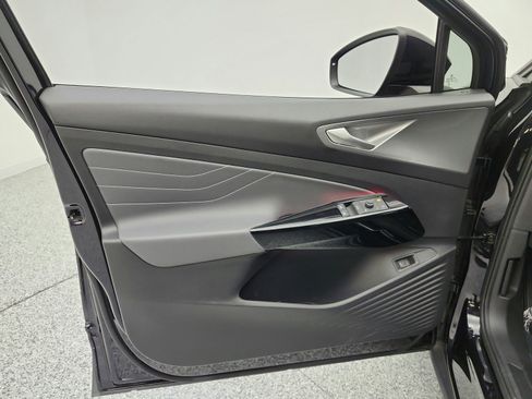 Used 2023 Volkswagen ID.4 S RWD image 14