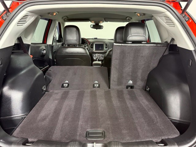 Used 2020 Jeep Compass Trailhawk AWD/4WD image 27
