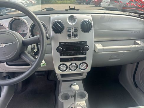 Used 2007 Chrysler PT Cruiser FWD image 10
