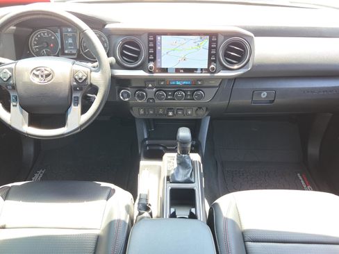 Certified 2021 Toyota Tacoma TRD Pro AWD/4WD image 13