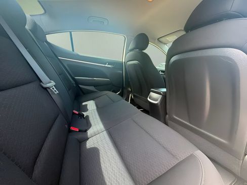 Used 2019 Hyundai Elantra SEL w/ Cargo Package FWD image 18