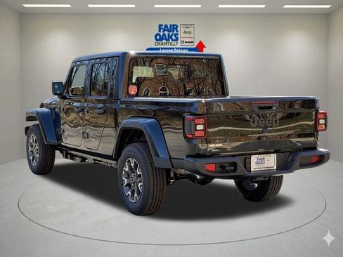 New 2026 Jeep Gladiator Sport AWD/4WD image 9