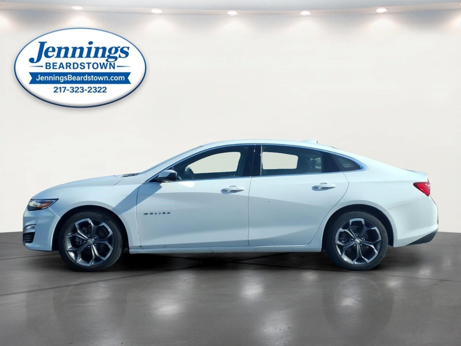 Used 2024 Chevrolet Malibu LT FWD image 2