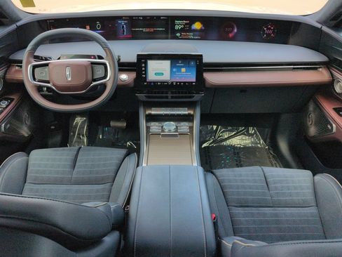 Certified 2026 Lincoln Nautilus Black Label w/ Jet Appearance Package AWD/4WD image 15