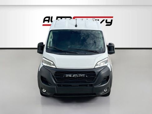 Used 2024 RAM ProMaster 2500 w/ Quick Order Package 22G SLT FWD image 2