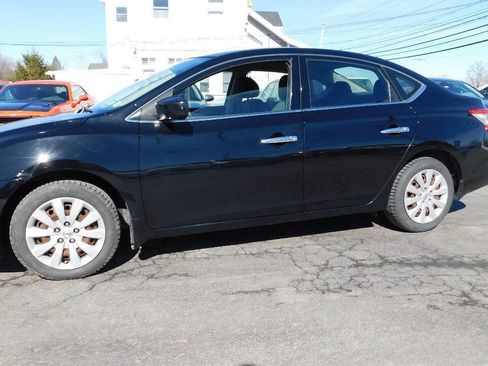 Used 2015 Nissan Sentra SV image 4