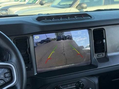 Used 2025 Ford Bronco Badlands AWD/4WD image 4