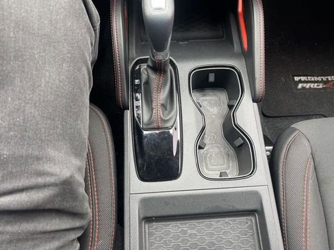 Used 2025 Nissan Frontier PRO-4X image 25