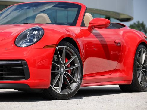 Certified 2024 Porsche 911 Cabriolet image 10