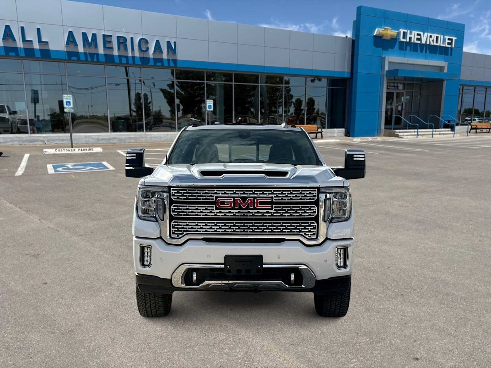 Used 2020 GMC Sierra 2500 Denali w/ Gooseneck/5TH Wheel Package AWD/4WD image 3