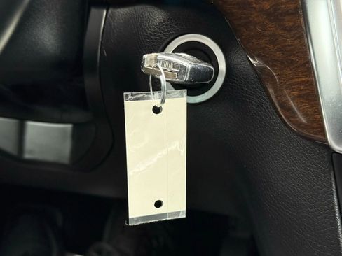 Used 2014 Mercedes-Benz GL 450 4MATIC image 33