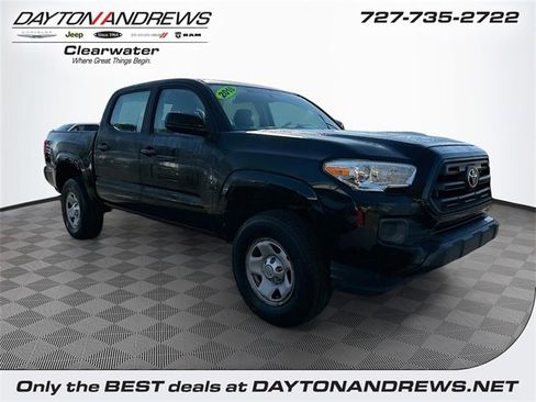Used 2016 Toyota Tacoma SR image 1