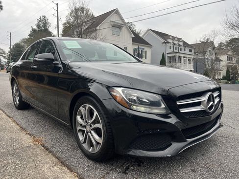 Used 2017 Mercedes-Benz C 300 Sedan image 2