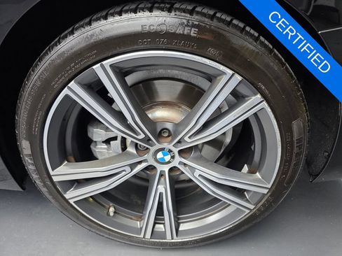 Used 2024 BMW 330i Sedan w/ Convenience Package RWD image 17