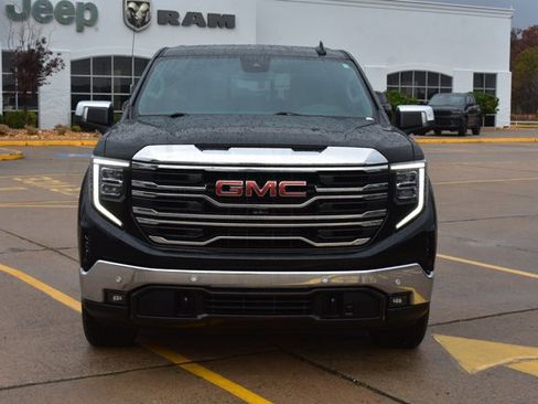 Used 2023 GMC Sierra 1500 SLT w/ SLT Premium Plus Package image 2
