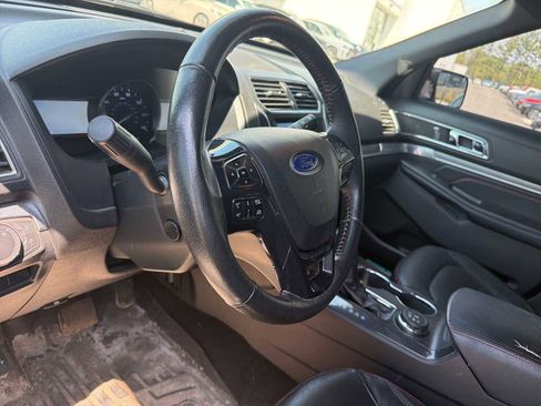 Used 2018 Ford Explorer Sport w/ Equipment Group 401A AWD/4WD image 7