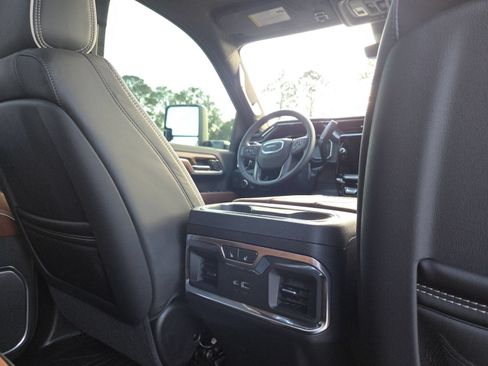 New 2026 GMC Sierra 2500 Denali Ultimate AWD/4WD image 30