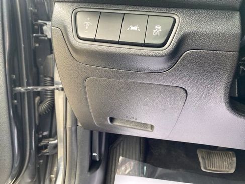 Used 2019 Kia Forte LXS FWD image 15