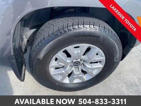 Used 2024 Nissan Frontier SV w/ SV Convenience Package image 14