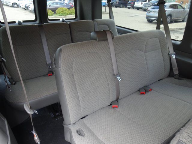 Used 2025 Chevrolet Express 3500 LT w/ LT Preferred Equipment Group RWD image 19