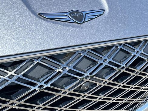 New 2026 Genesis GV70 2.5T Advanced AWD/4WD image 11