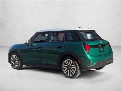 New 2026 MINI Cooper 4-Door Hardtop image 9
