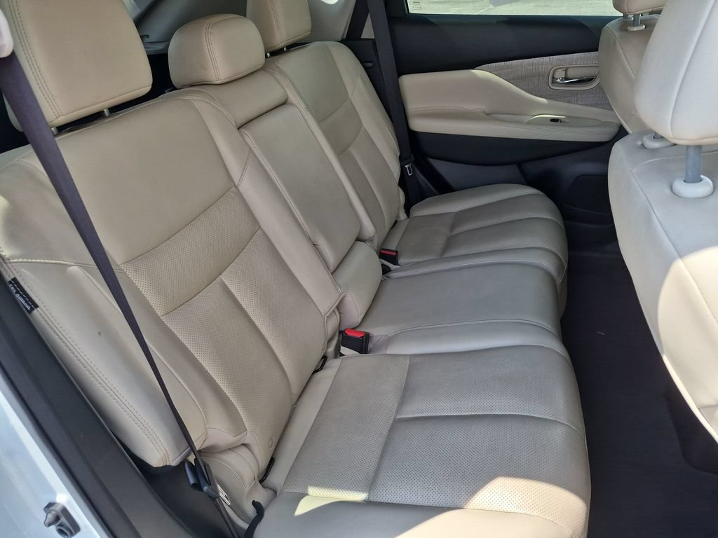 Certified 2022 Nissan Murano SL w/ SL Moonroof Package FWD image 32