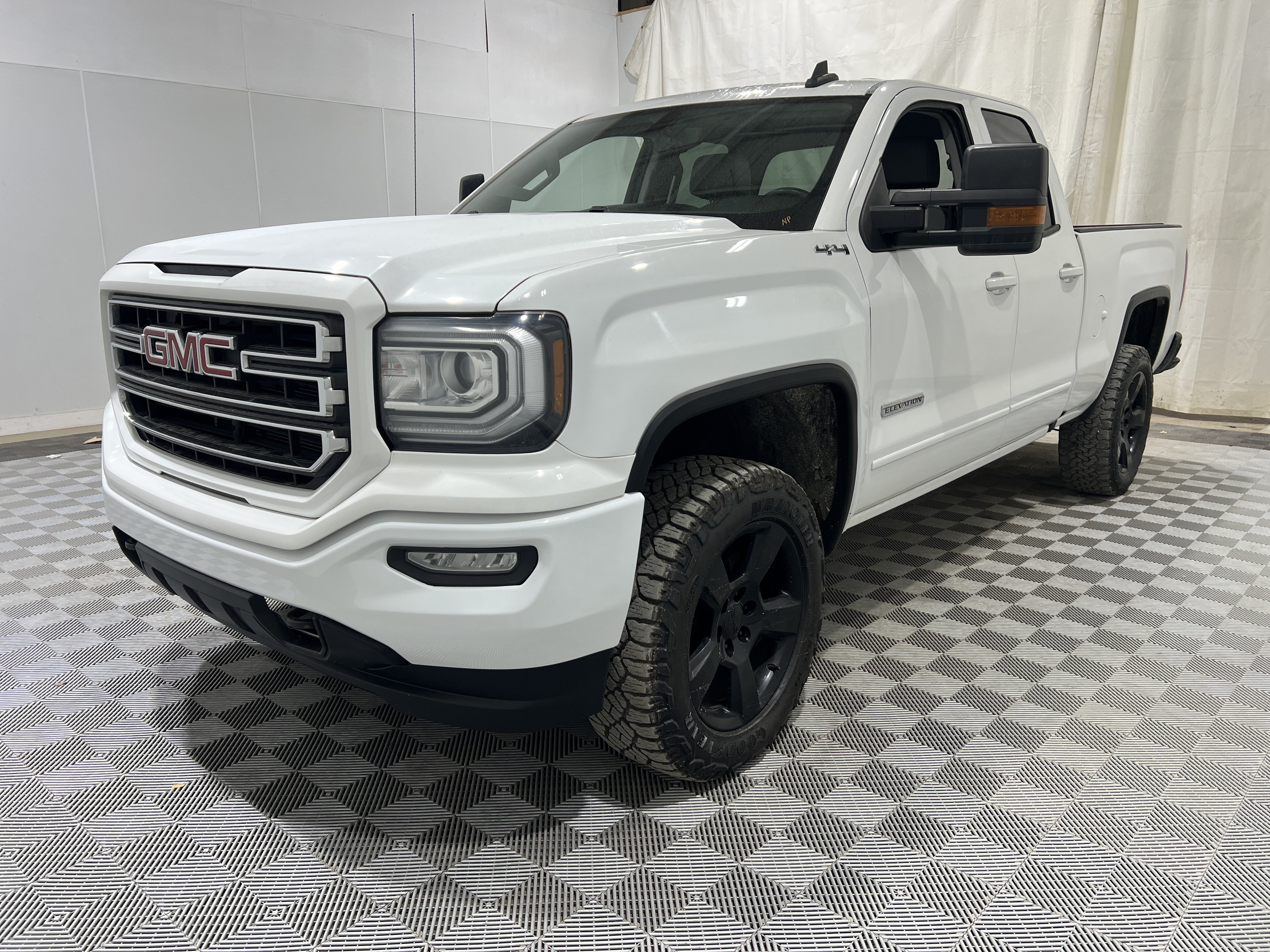 Used 2017 GMC Sierra 1500 4x4 Double Cab w/ Elevation Edition image 1