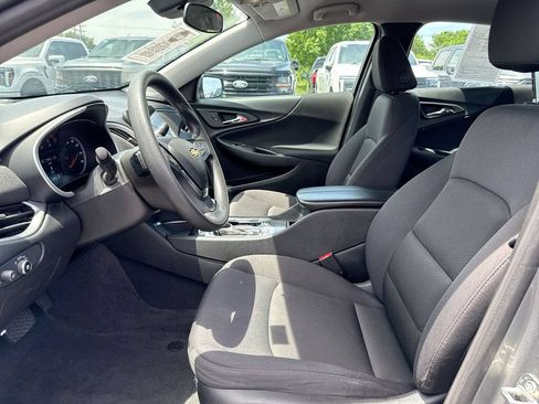 Used 2024 Chevrolet Malibu LT FWD image 19