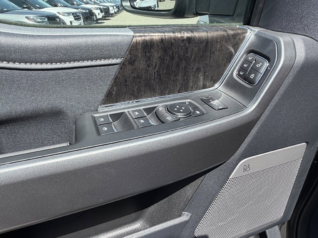 New 2026 Ford F250 Lariat w/ FX4 Off-Road Package AWD/4WD image 24