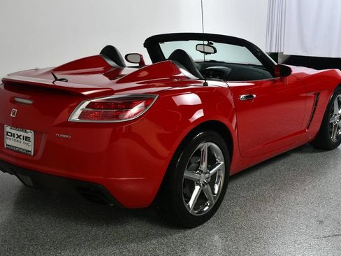 Used 2007 Saturn Sky Red Line RWD image 8