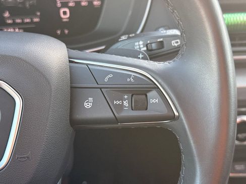 Used 2025 Audi Q5 2.0T Premium image 29