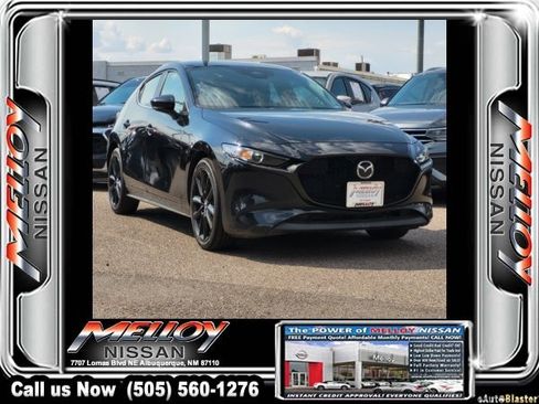 Used 2024 MAZDA MAZDA3 s FWD image 3