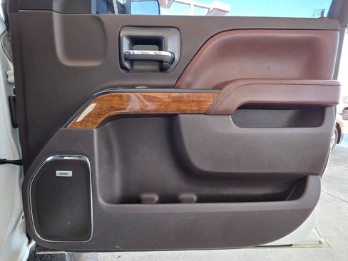 Used 2016 Chevrolet Silverado 2500 High Country w/ Duramax Plus Package AWD/4WD image 32